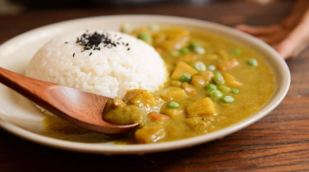 serve rice with old curry to reuse leftovers
