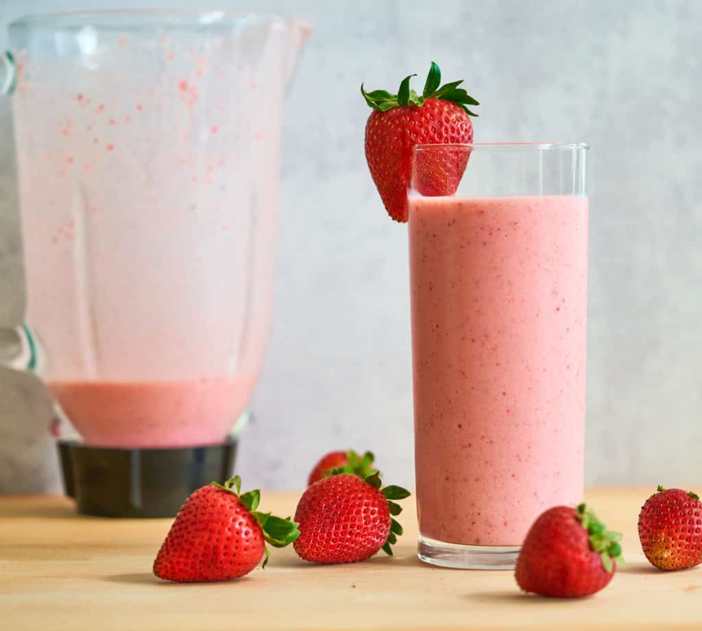 Sukhi's Buttermilk Strawberry Lassi