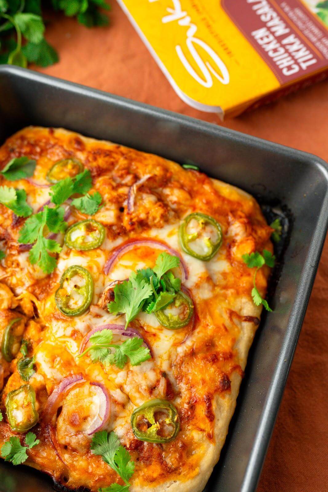 Spicy Fusion Feast: The Ultimate Chicken Tikka Masala Pizza